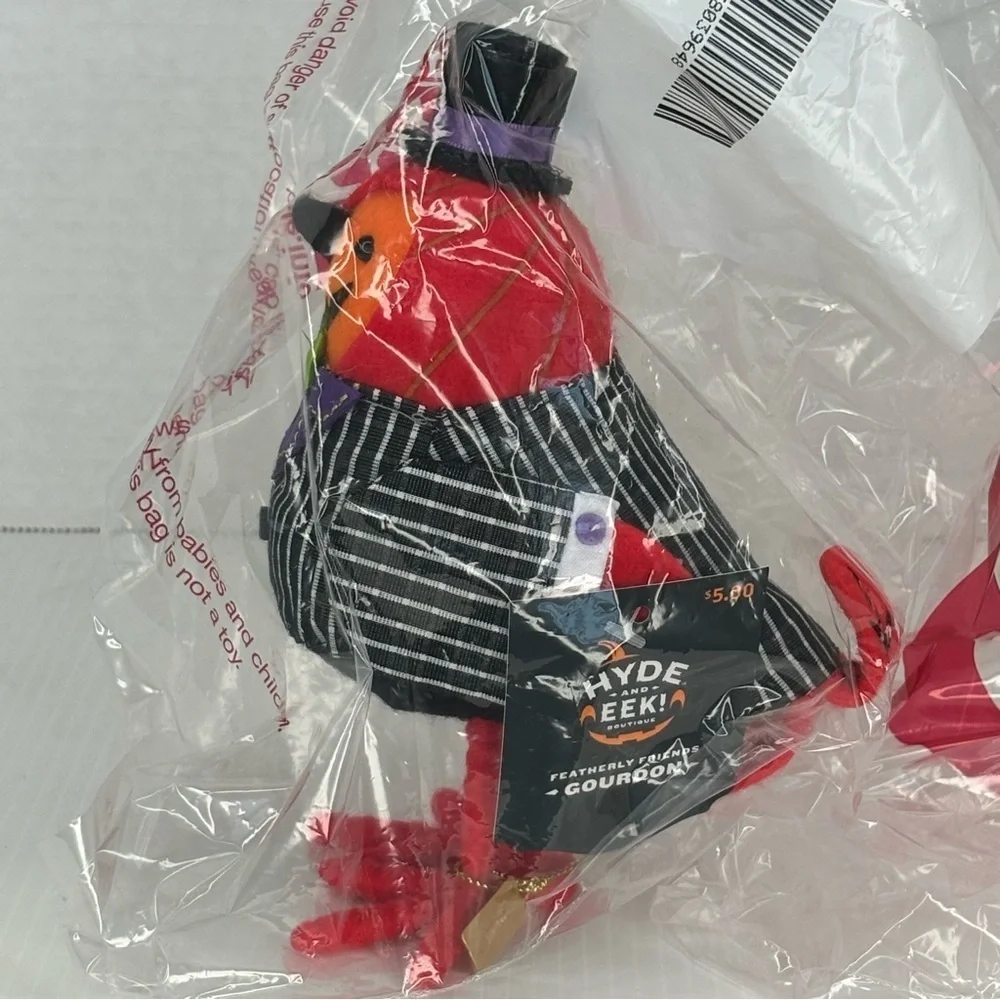 Target NWT 2024 Hyde and Eek Halloween Bird “Gourdon” Featherly Friends
